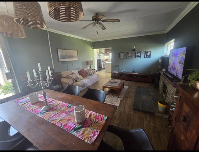4 BEDROOM HOUSE FOR SALE IN THREE RIVERS